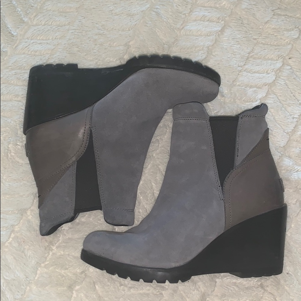 Gray Chelsea after hours sorel wedges